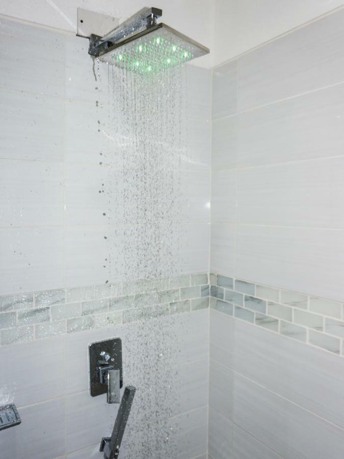 Calliandras Apartment Complex Ribishi Екстер'єр фото